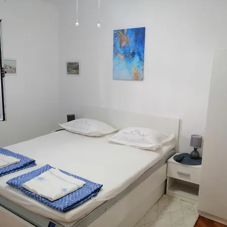 With Parking Space - 21353 Appartement