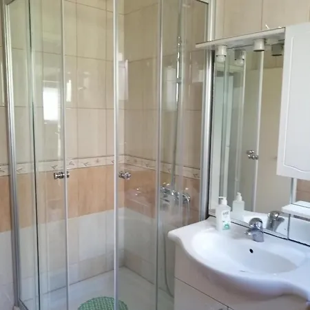 Appartement With Parking Space - 21353 *